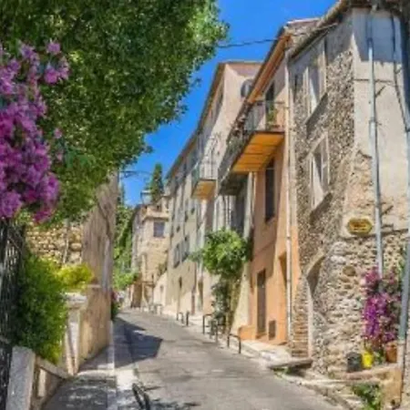 Studio Avec Terrasse * Cagnes-sur-Mer